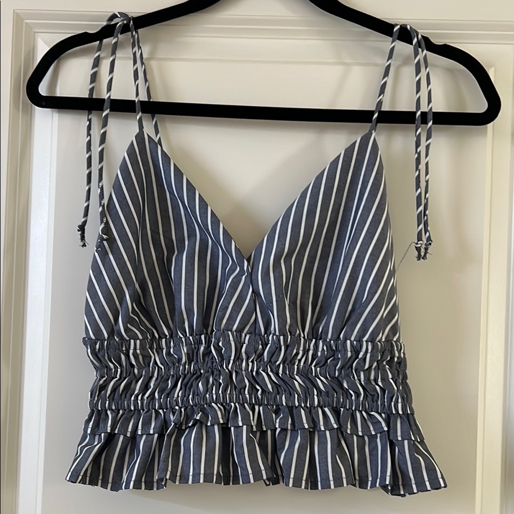 Sim & Sam Blue and White Ruffled Crop Camisole Tank Top Size S - Picture 1 of 8